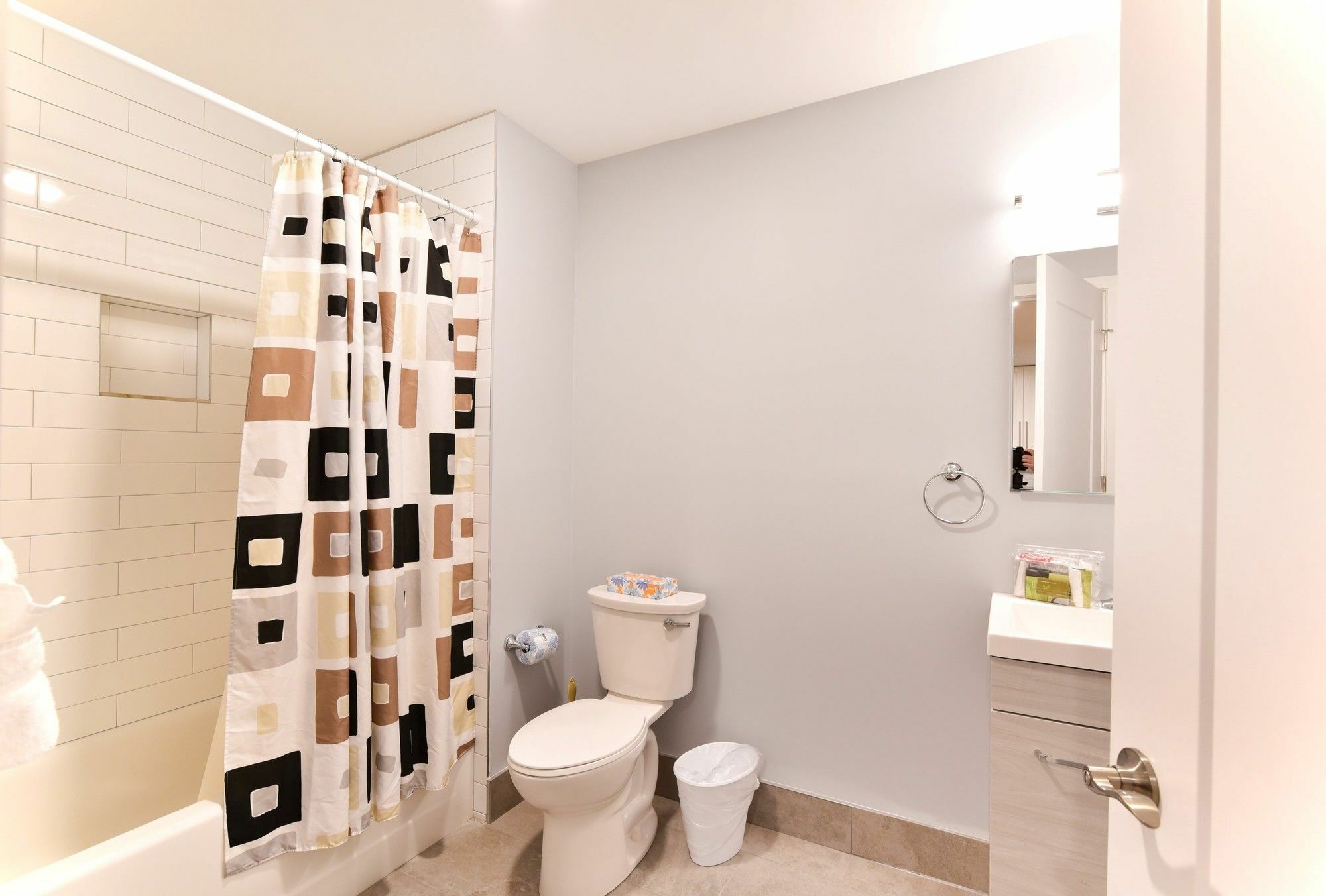 Global Luxury Suites At Longwood Бруклин Экстерьер фото